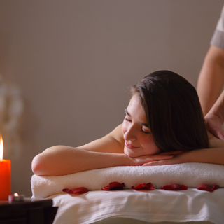 Beyond Relaxation: The Healing Power of Aromatherapy Massage